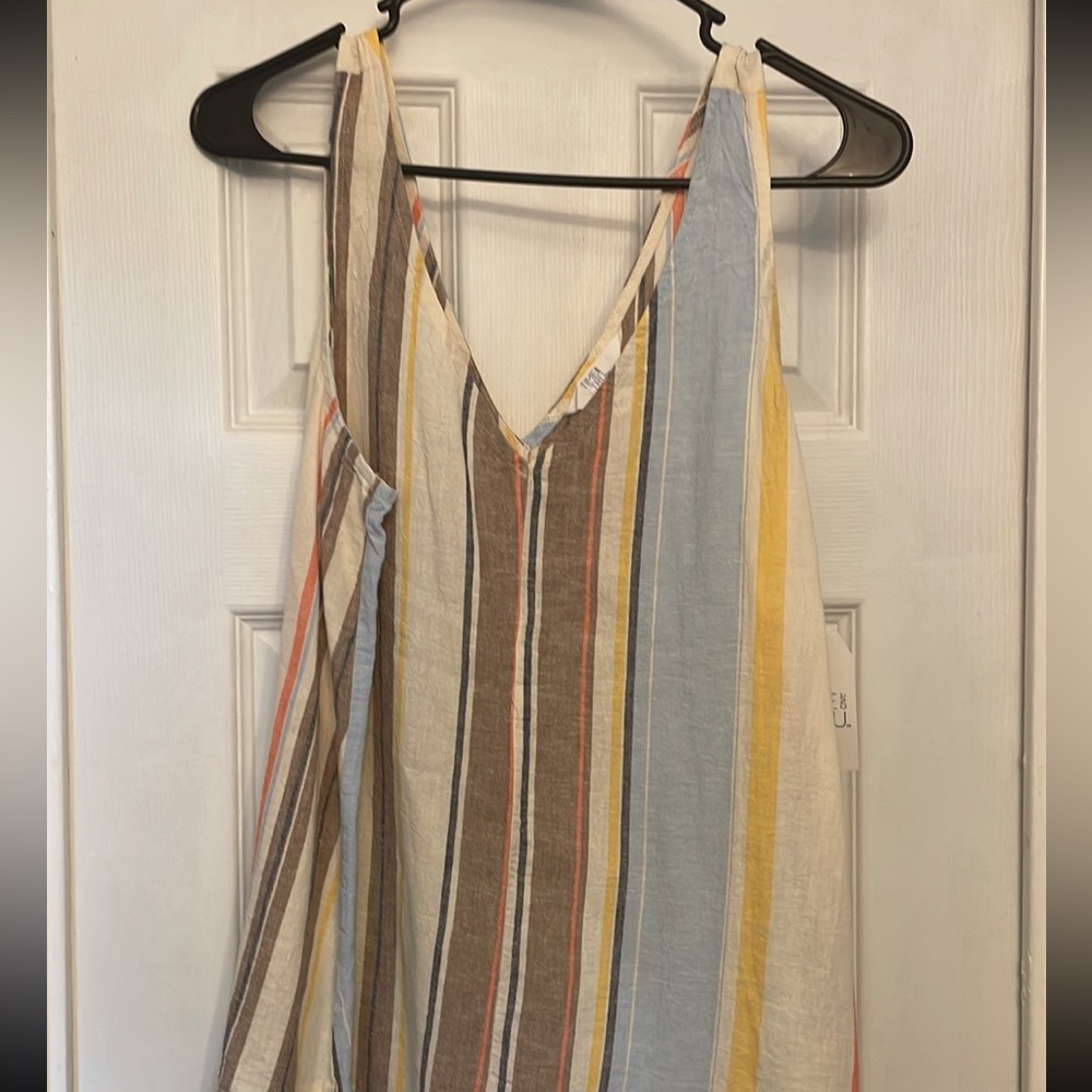 Women’s Time and Tru Linen Top